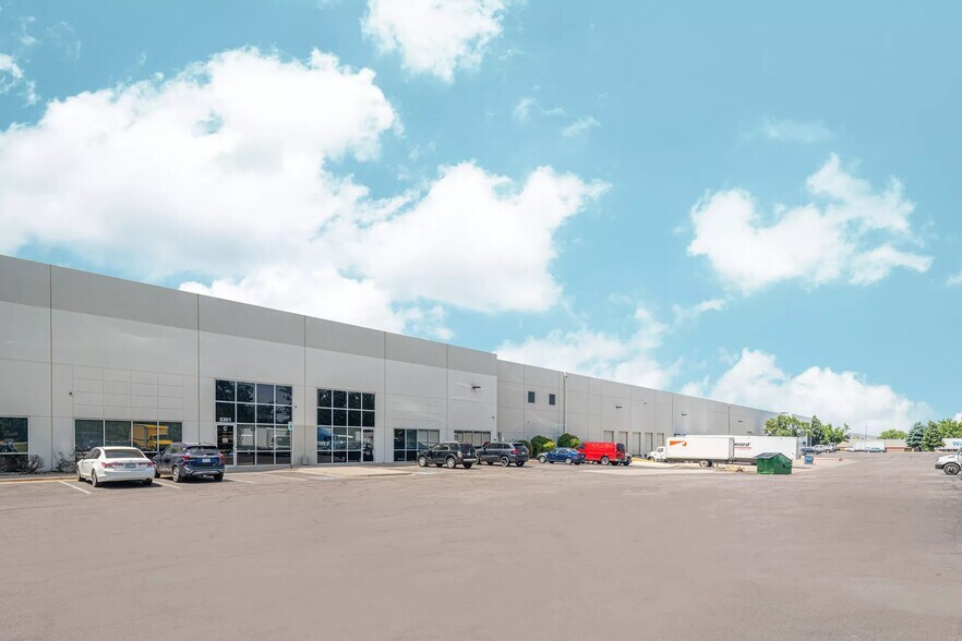 More Photos Of 5301 Peoria St, Denver Distribution For Lease