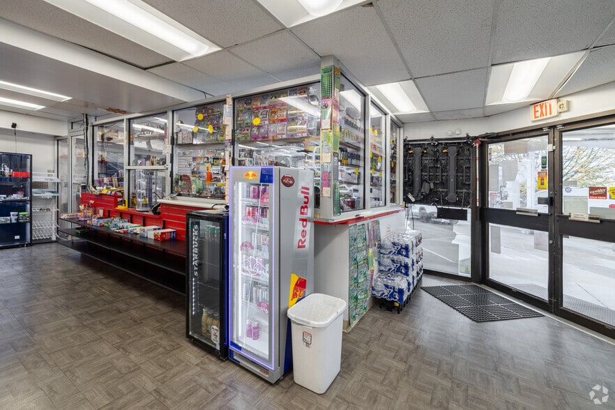 More Photos Of 201 Hanover Pike, Hampstead Service Station For Sale