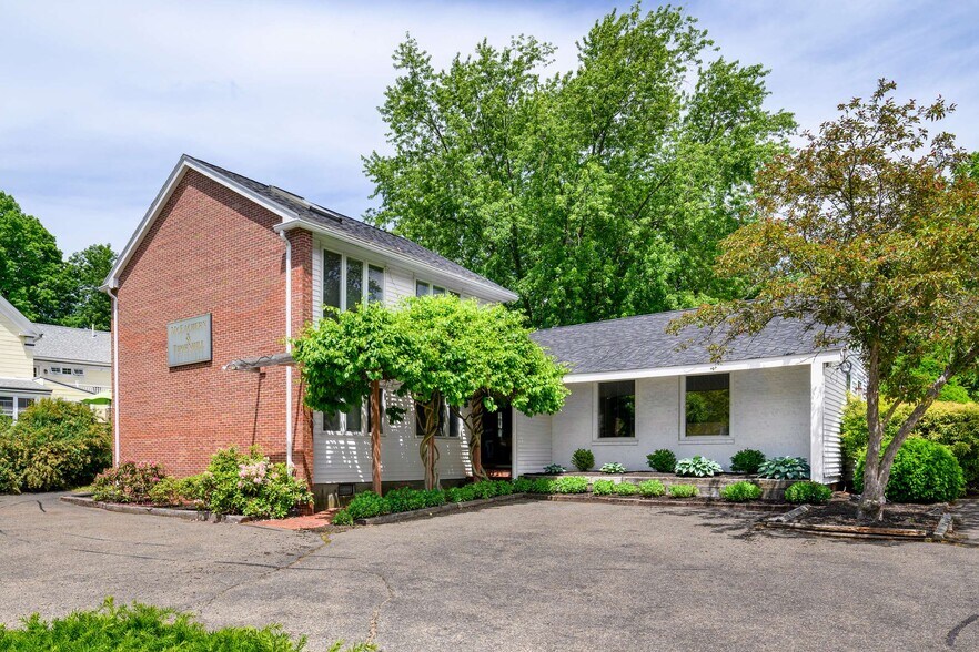 Primary Photo Of 10 Walker St, Kittery Loft Creative Space For Lease