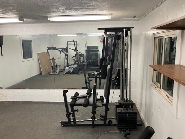 More Photos Of 1110 Island Ave, McKees Rocks Warehouse For Lease