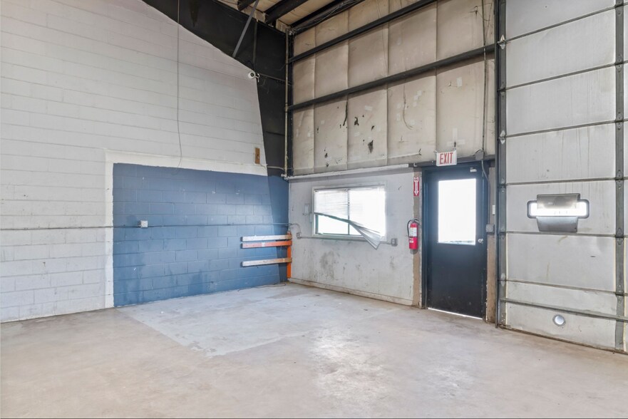 More Photos Of 10210 Marsh Rd, Bealeton Warehouse For Lease