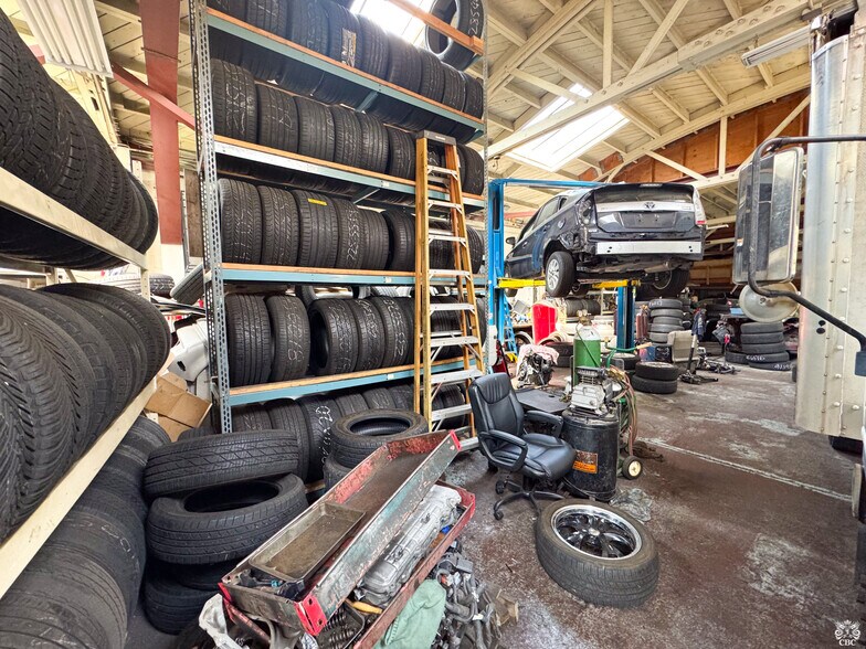 More Photos Of 1672 E 14th St, San Leandro Auto Repair For Sale