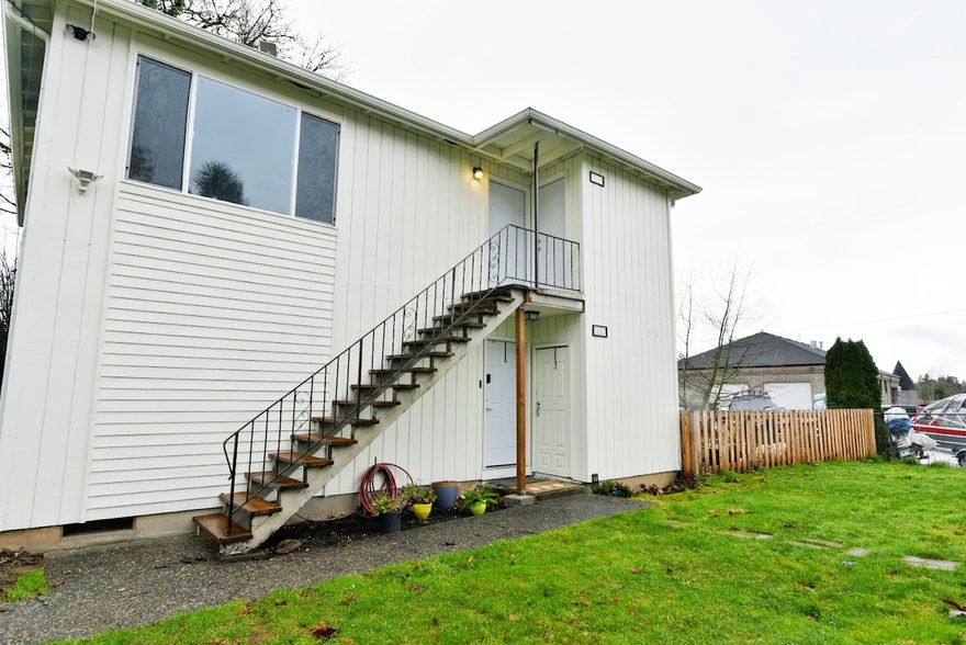 13211 SE Oatfield Rd