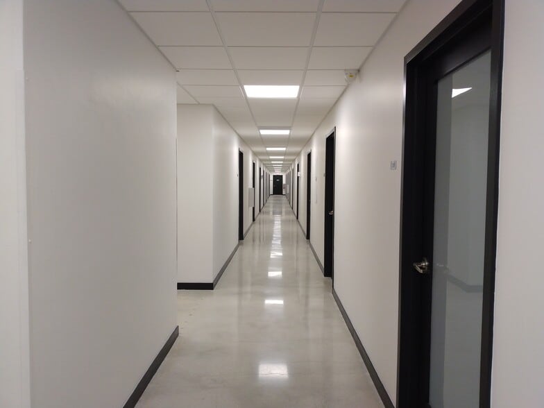 More Photos Of 1730 SW 57th Ave, Miami Office Residential For Lease