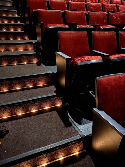 More Photos Of 23-25 W Westfield Ave, Roselle Park Storefront Retail Office For Lease