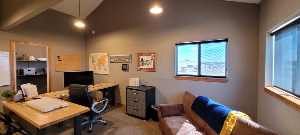 More Photos Of 3101 Vaughn Rd, Great Falls Flex For Sale