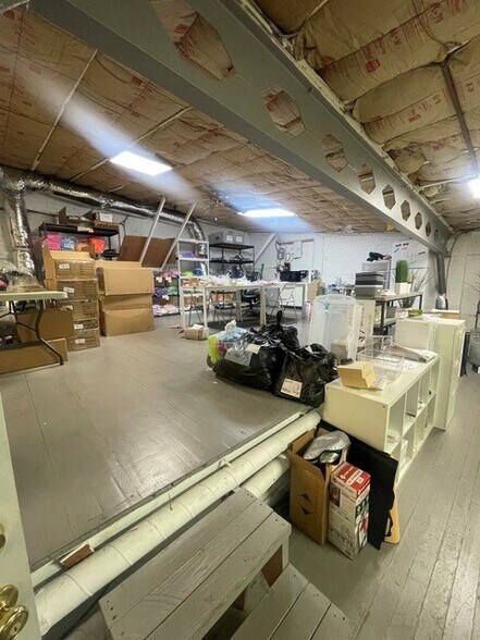 More Photos Of 851 E 60th St, Los Angeles Warehouse For Sale