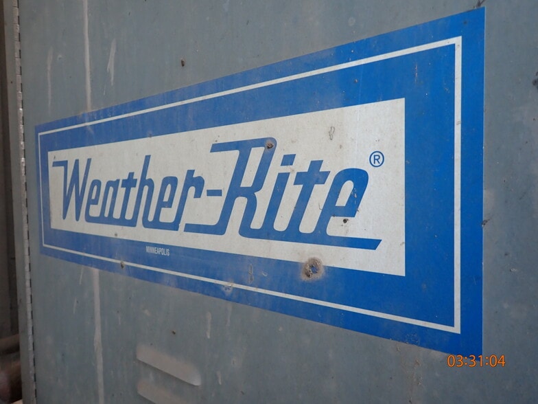 More Photos Of 301 S Bloomington St, Lowell Warehouse For Sale