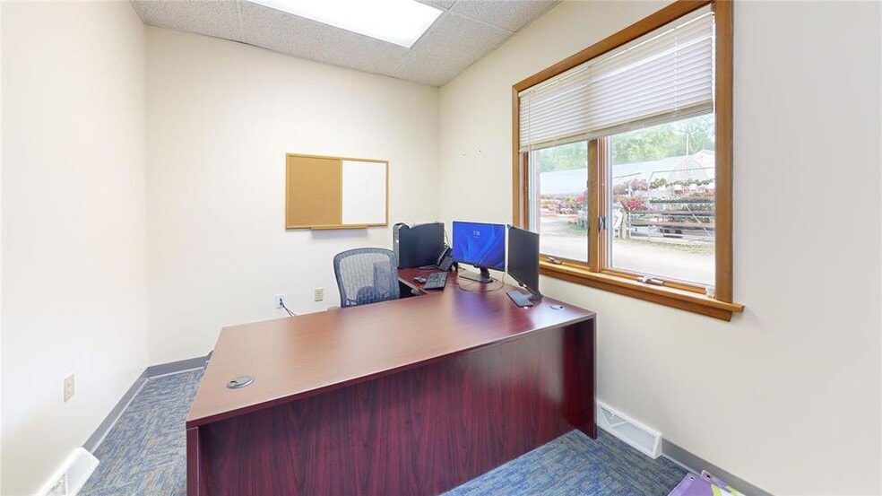 More Photos Of 213 E 41st St, Erie Office For Sale