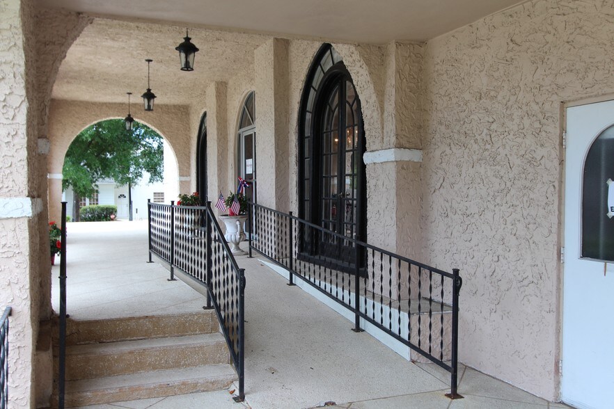 More Photos Of 1833 S Florida Ave, Lakeland Office For Sale