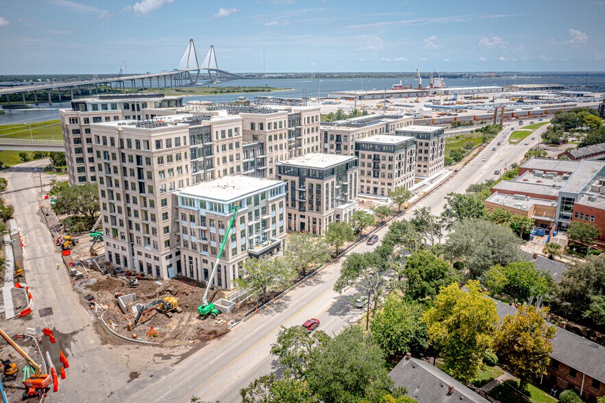 More Photos Of 838 Morrison Dr, Charleston Apartments For Lease