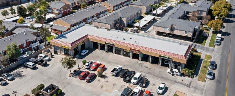 More Photos Of 5510 Van Buren Blvd, Riverside Unknown For Lease