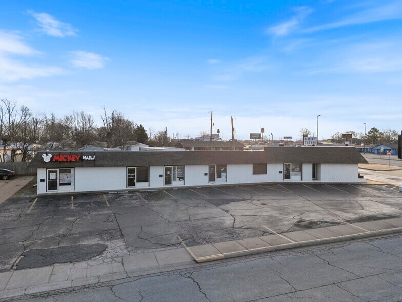 More Photos Of 885 S Dogwood St, Siloam Springs Medical For Lease