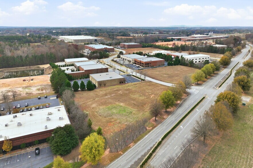 More Photos Of 4129 Industry Way, Flowery Branch Land For Lease