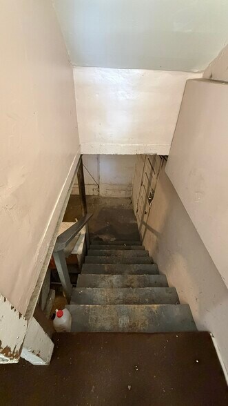 More Photos Of 51 Cotter Ave, Akron Apartments For Sale