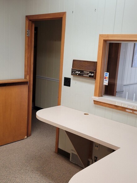 More Photos Of 509 Wolcott Rd, Wolcott Office For Sale