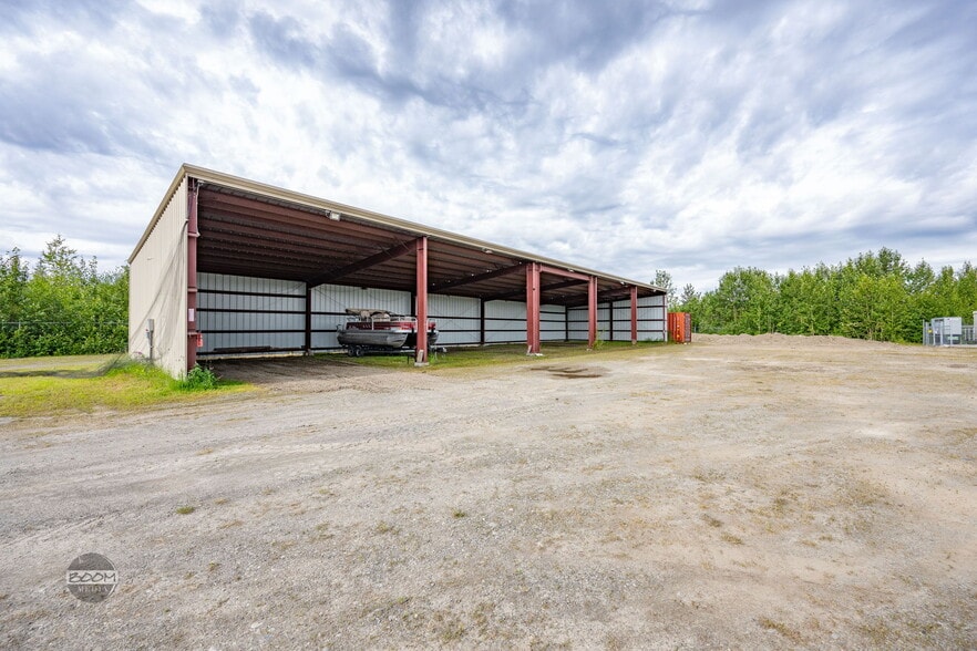 More Photos Of 5320 W Parks Hwy, Wasilla General Retail For Sale
