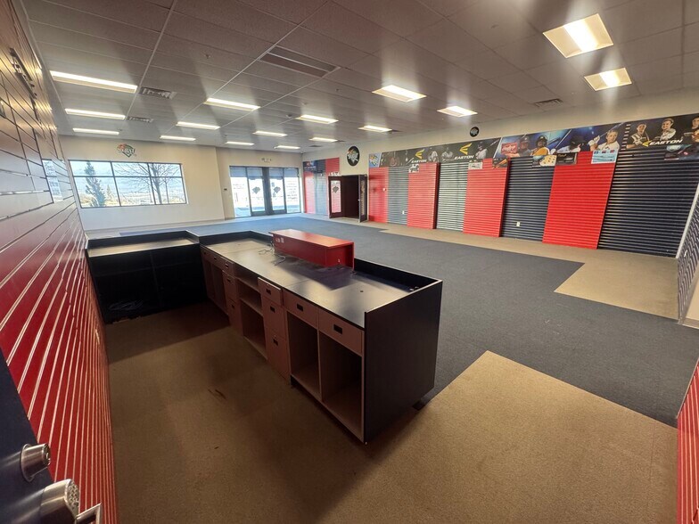 More Photos Of 15856 S Rockwell Park Cv, Herriman Industrial For Lease