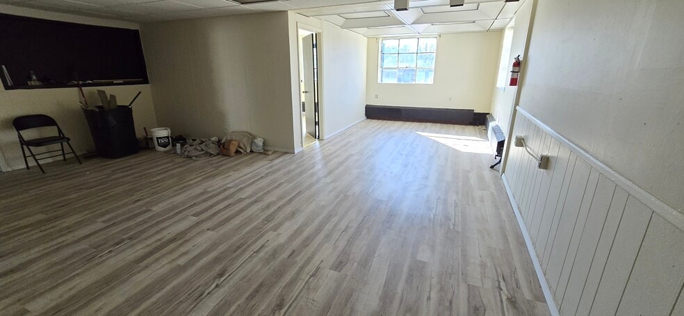 More Photos Of 3318 E Lake St, Minneapolis Freestanding For Sale