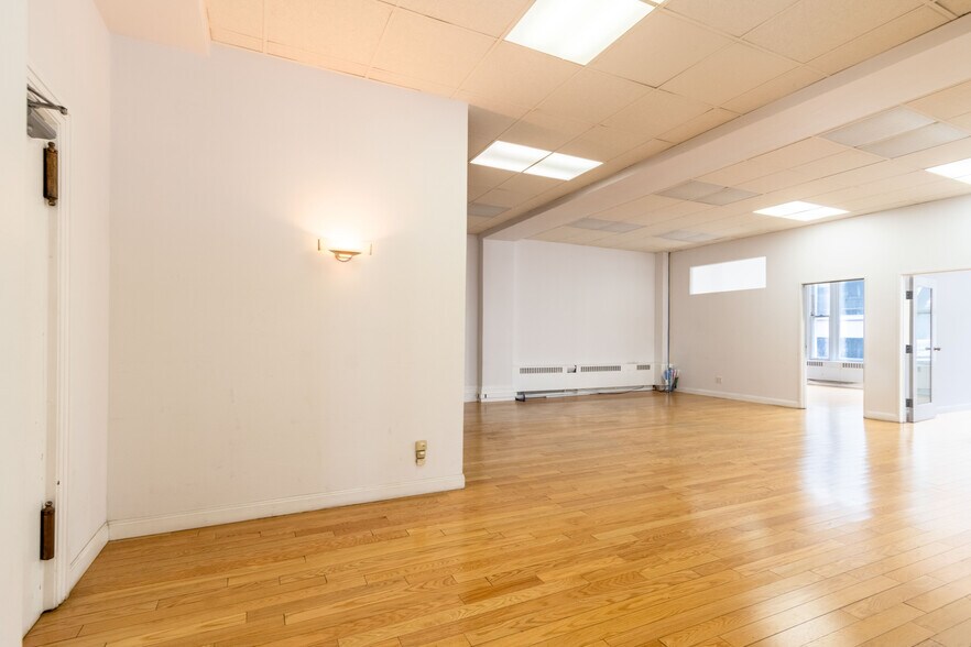 More Photos Of 212 Sutter St, San Francisco Office For Lease