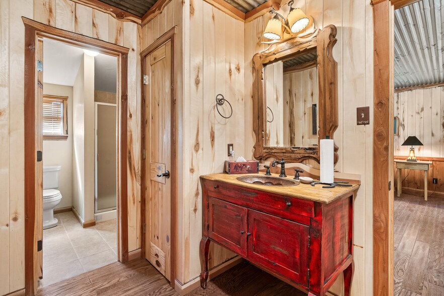 More Photos Of 2692 Highway 105 W, Navasota Specialty For Sale