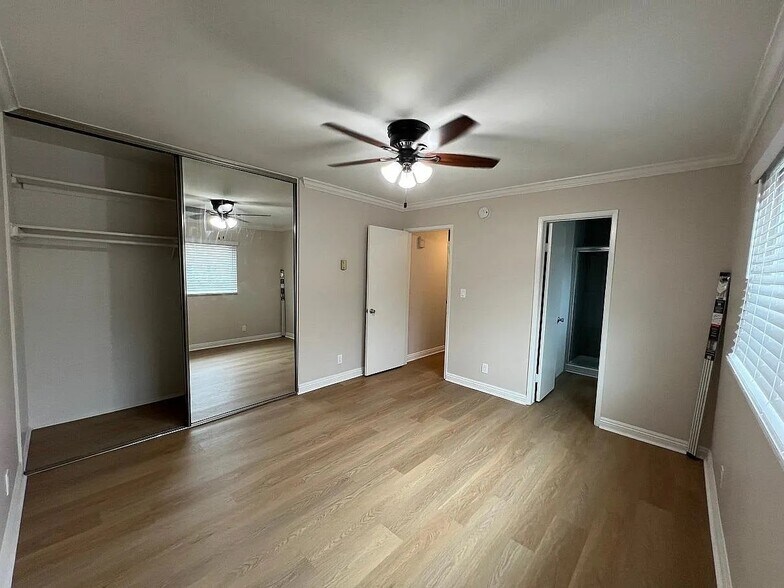 More Photos Of 1102 Pacific Beach Dr, San Diego Apartments For Sale