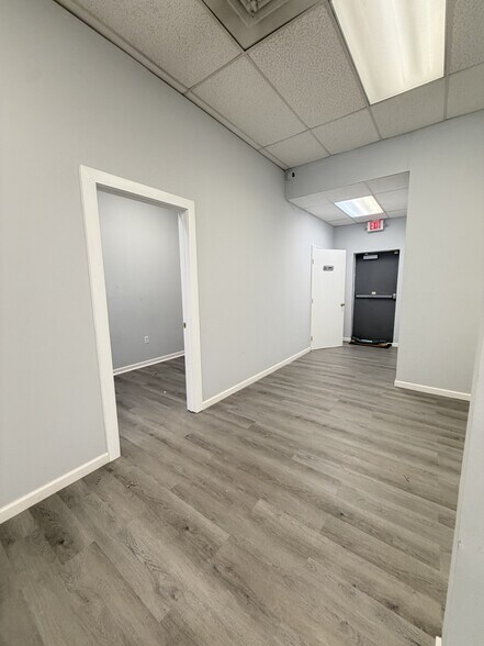 More Photos Of 310 Washington Ave, North Haven Freestanding For Lease