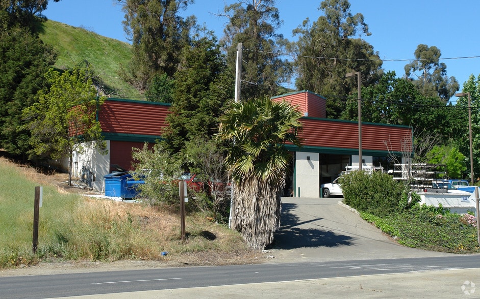 More Photos Of 5050 Pacheco Blvd, Martinez Warehouse For Sale