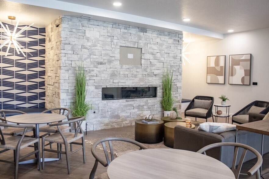 More Photos Of 1925 W North Temple, Salt Lake City Apartments For Lease