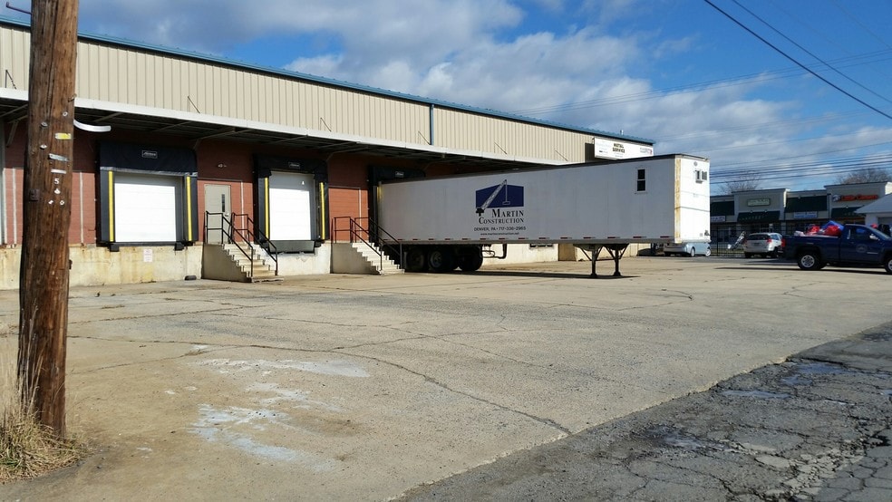 More Photos Of 4700 N 5th Street Hwy, Temple Warehouse For Lease