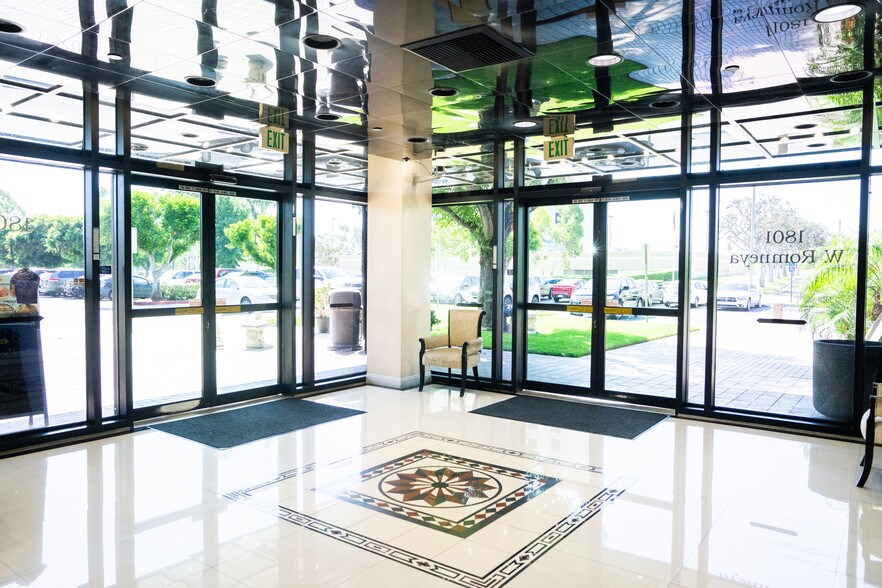 More Photos Of 1801 W Romneya Dr, Anaheim Office Residential For Lease