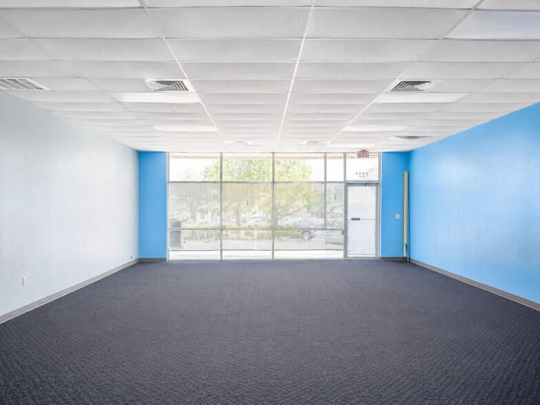 More Photos Of 1921-1933 Ortega St, Navarre Unknown For Lease
