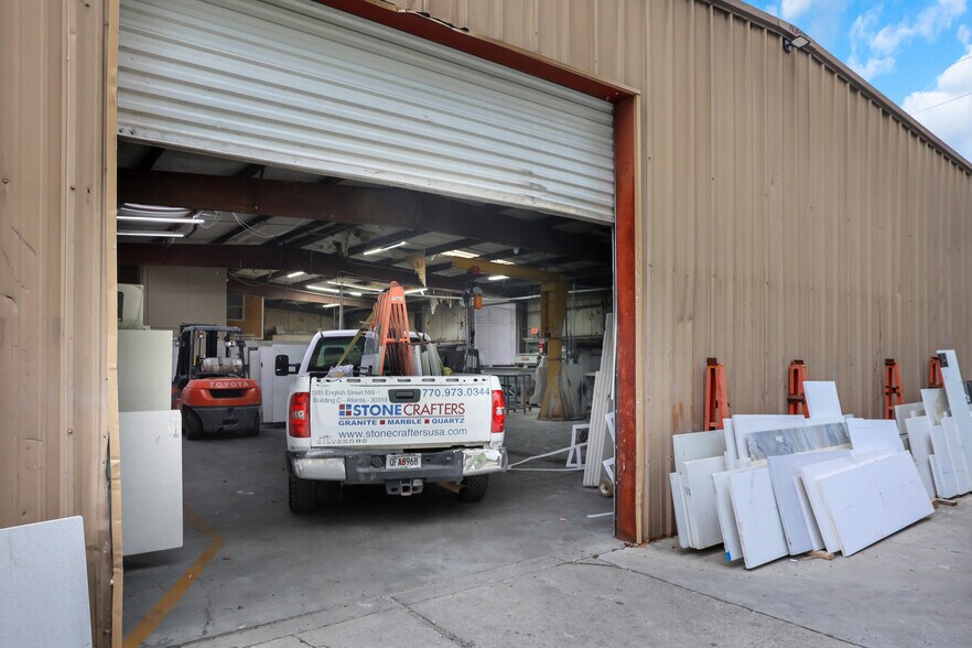 More Photos Of 1385 English St NW, Atlanta Warehouse For Sale