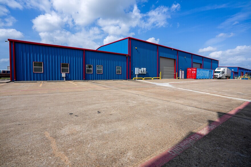 More Photos Of 2465 FM 359 Rd S, Brookshire Warehouse For Lease