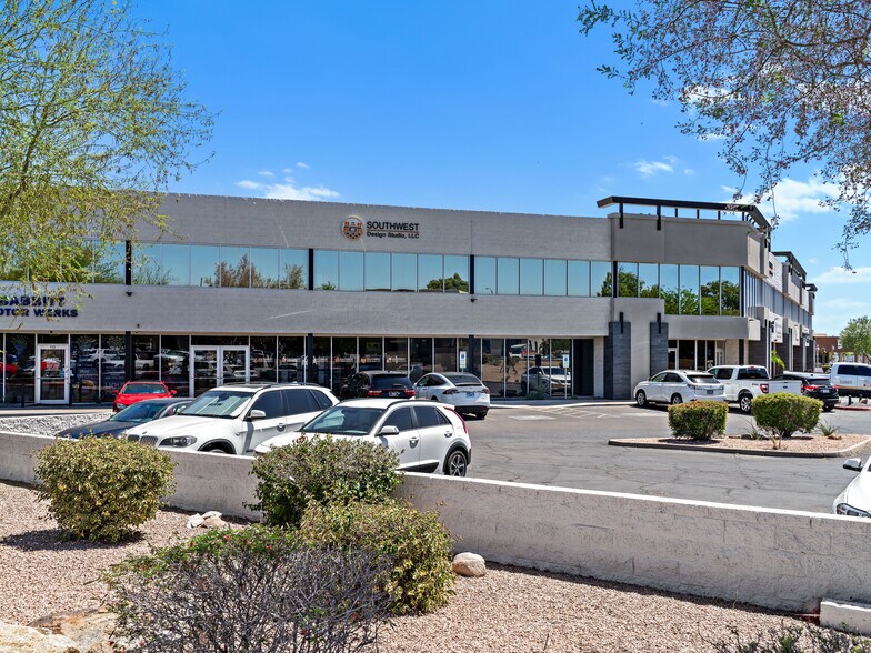 More Photos Of 15001 N Hayden Rd, Scottsdale Warehouse For Sale