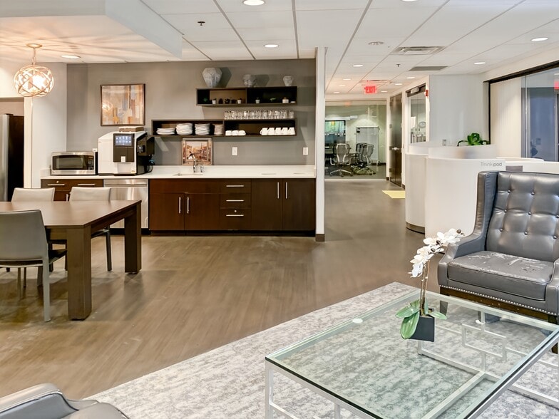 More Photos Of 3200 Greenfield Rd, Dearborn Coworking Space