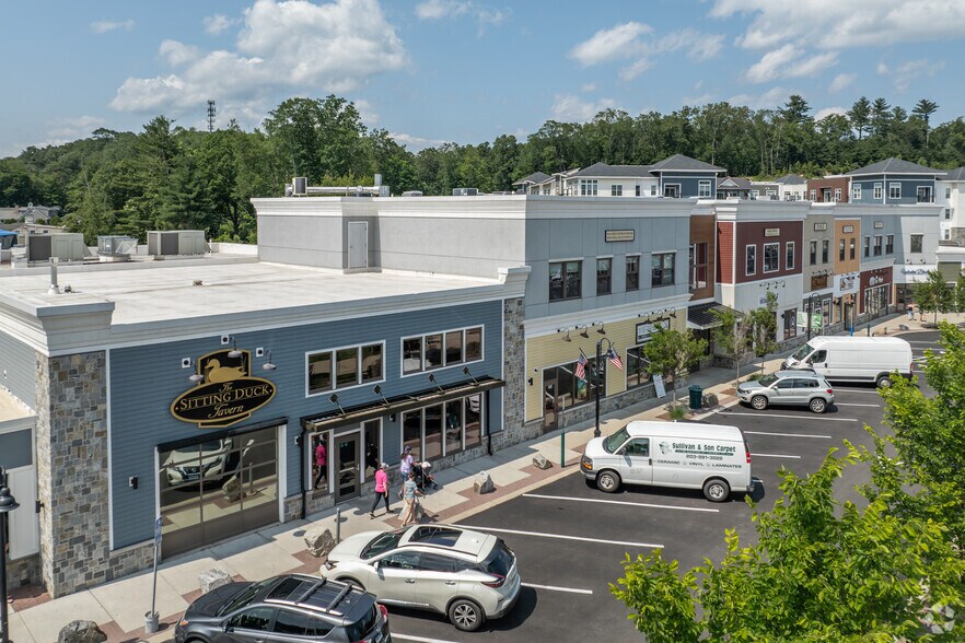 More Photos Of 300 Oxford Rd, Oxford Unknown For Lease