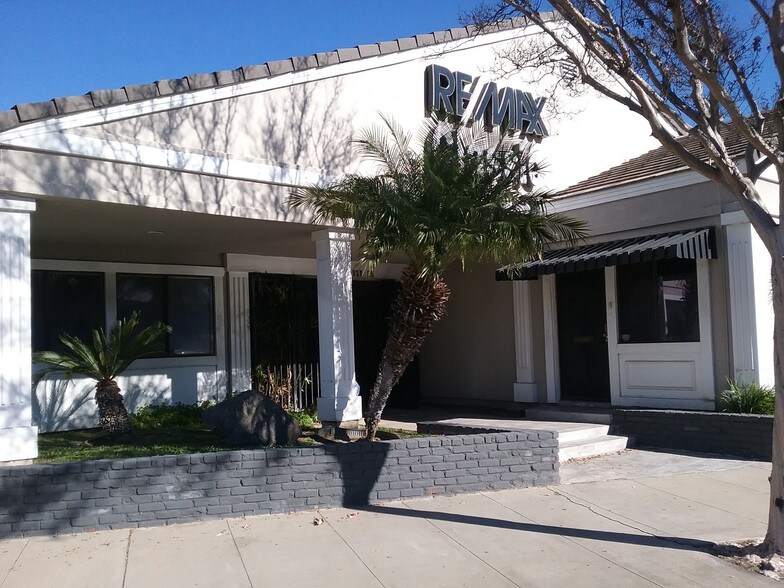 More Photos Of 16131 Whittier Blvd, Whittier Office For Lease