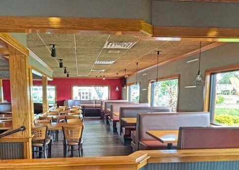 More Photos Of 3255 University Pky, Sarasota Restaurant For Sale
