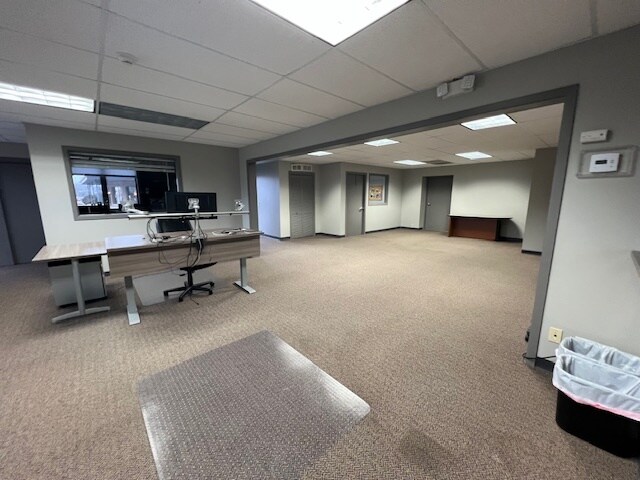 More Photos Of 1375 S Eastwood Dr, Woodstock Warehouse For Sale