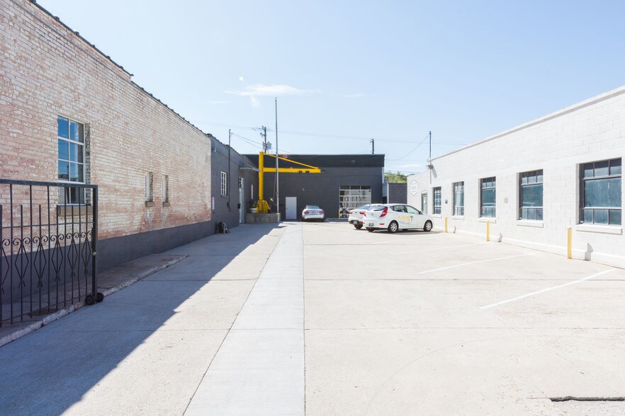 More Photos Of 351 W 400 S, Salt Lake City Freestanding For Lease