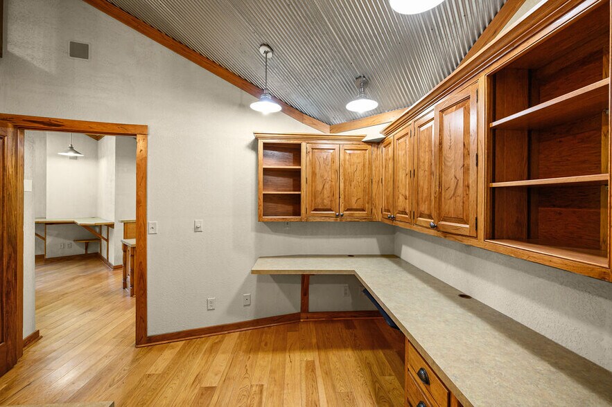 More Photos Of 10960 State Route 550, Vincent Healthcare For Sale