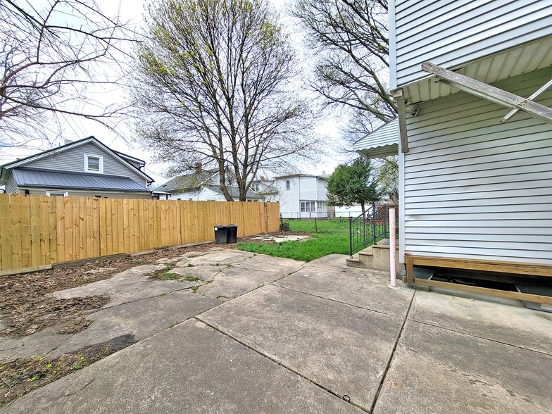 More Photos Of 2930 Cherry St, Erie Apartments For Sale