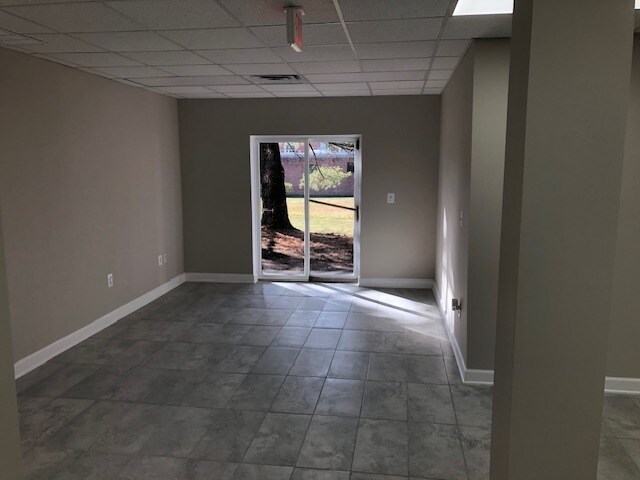 More Photos Of 4613 Pinecrest Office Park Dr, Alexandria Office For Lease