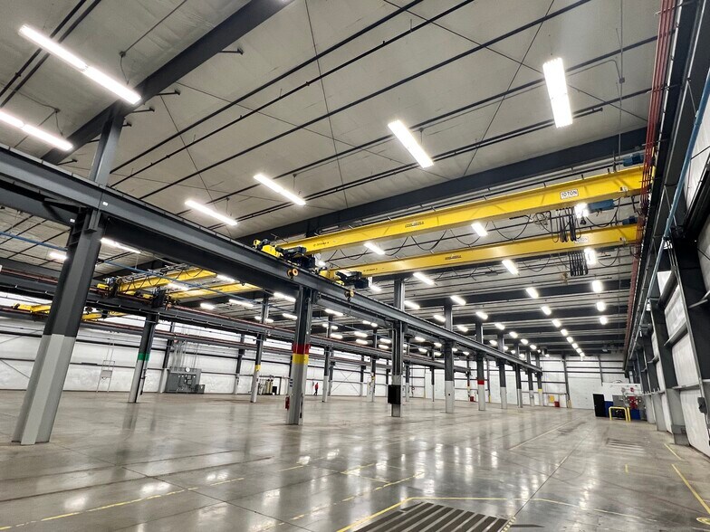 More Photos Of 2803 S Stoughton Rd, Madison Warehouse For Sale