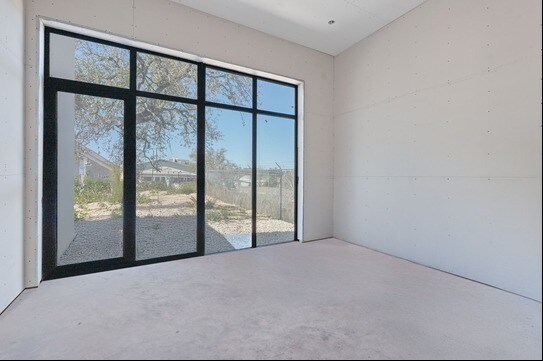 More Photos Of 15420 General Williamson Dr, Austin Office For Sale