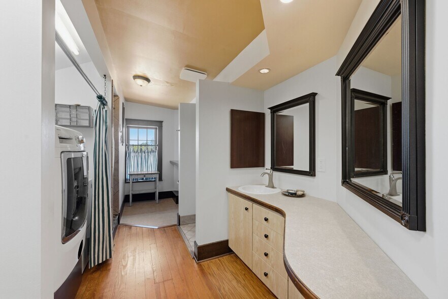 More Photos Of 2606 Westwood Dr, Nashville Light Distribution For Sale
