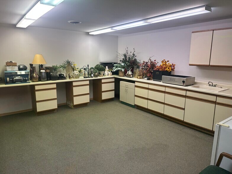 More Photos Of 2130 Brackett Ave, Eau Claire Medical For Lease