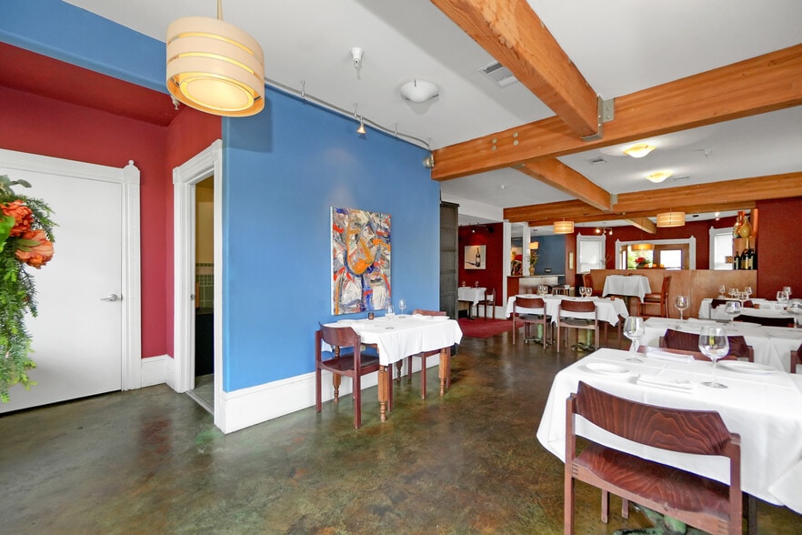 More Photos Of 742 B St, Hayward Restaurant For Sale