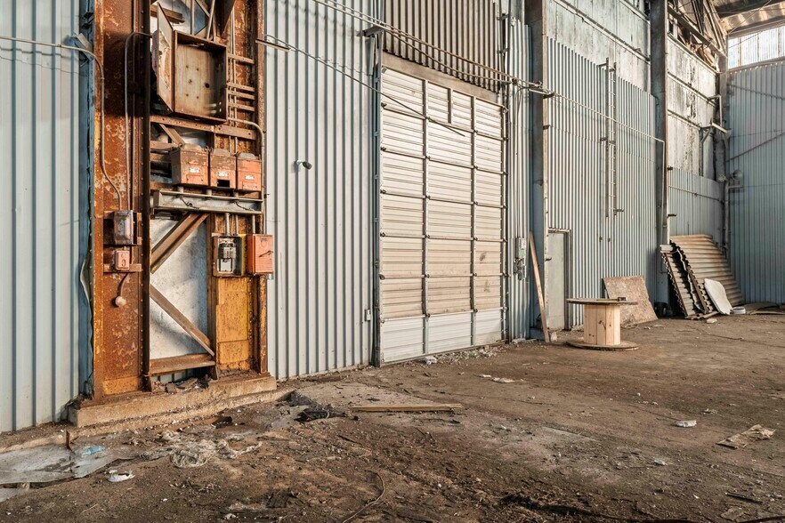 More Photos Of 4450 Euclid, East Chicago Warehouse For Sale